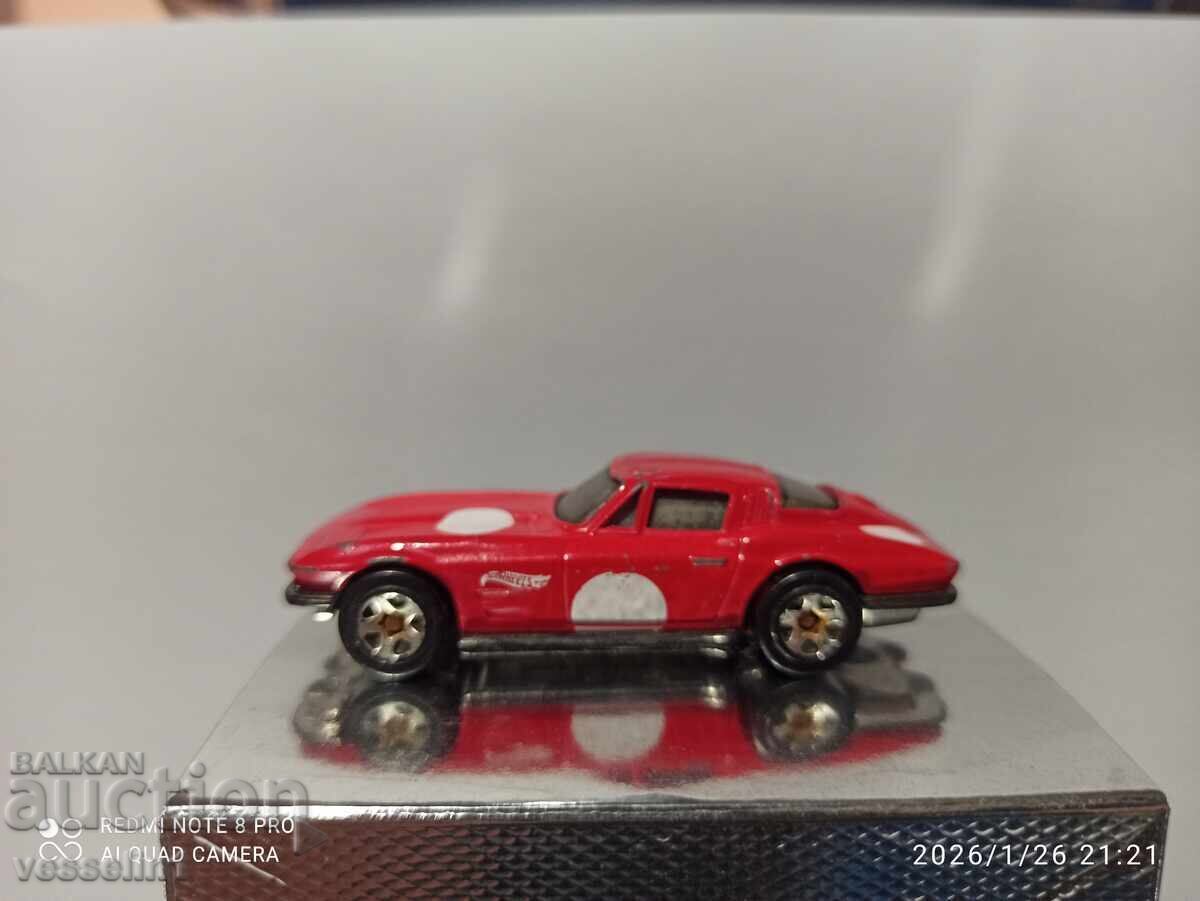 Veche mașinuță de jucărie corvett sting ray 1/64 Veche mașinuță de jucărie corvett sting ray 1/64