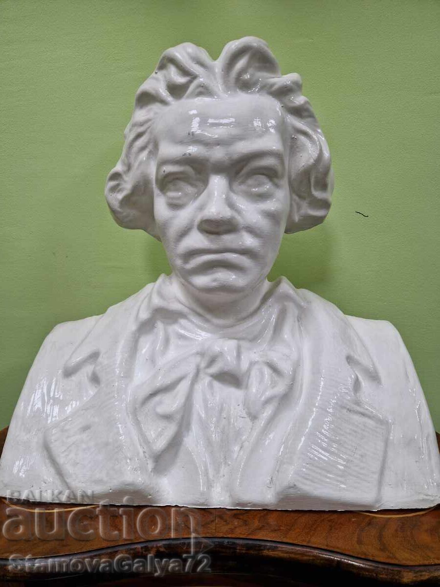 Licitație Bust antic mare, superb
