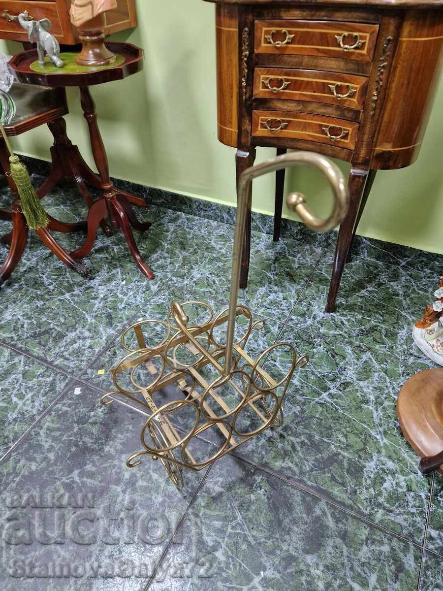 Livrarea Minunată cărucior antic englezesc pentru sticle