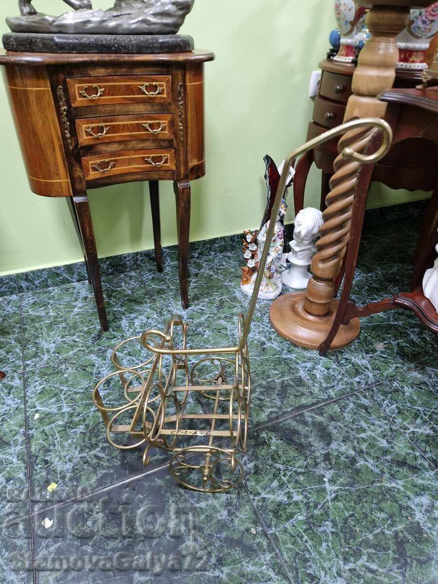 Υπέροχο αντίκα αγγλικό καρότσι για μπουκάλια
