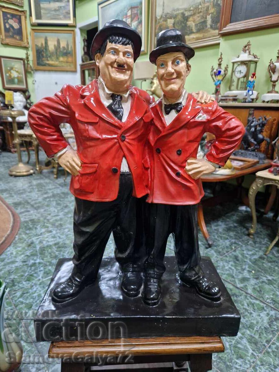 Licitație Figurină englezească minunată Laurel și Hardy