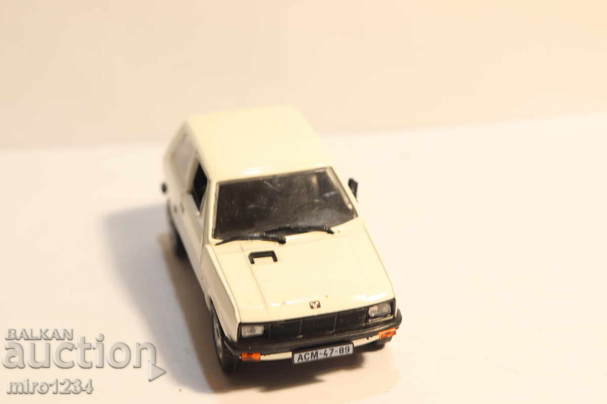 Livrarea BZTS 1/43 ZASTAVA YUGO ZASTAVA MAȘINĂ MODEL JUCĂRIE