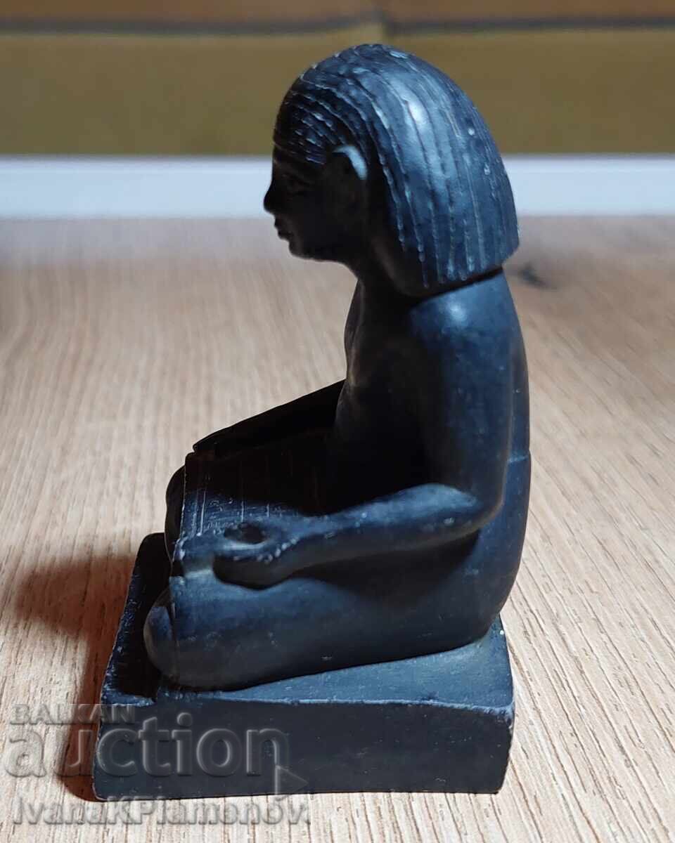Παράδοση Αιγυπτιακό ειδώλιο για συλλέκτες