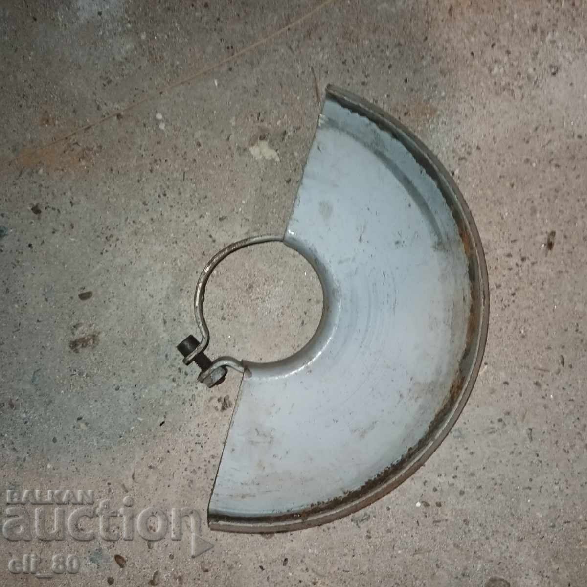 Licitație Protecție pentru polizor unghiular mare, diametru orificiu 7 cm Licitație Protecție pentru polizor unghiular mare, diametru orificiu 7 cm