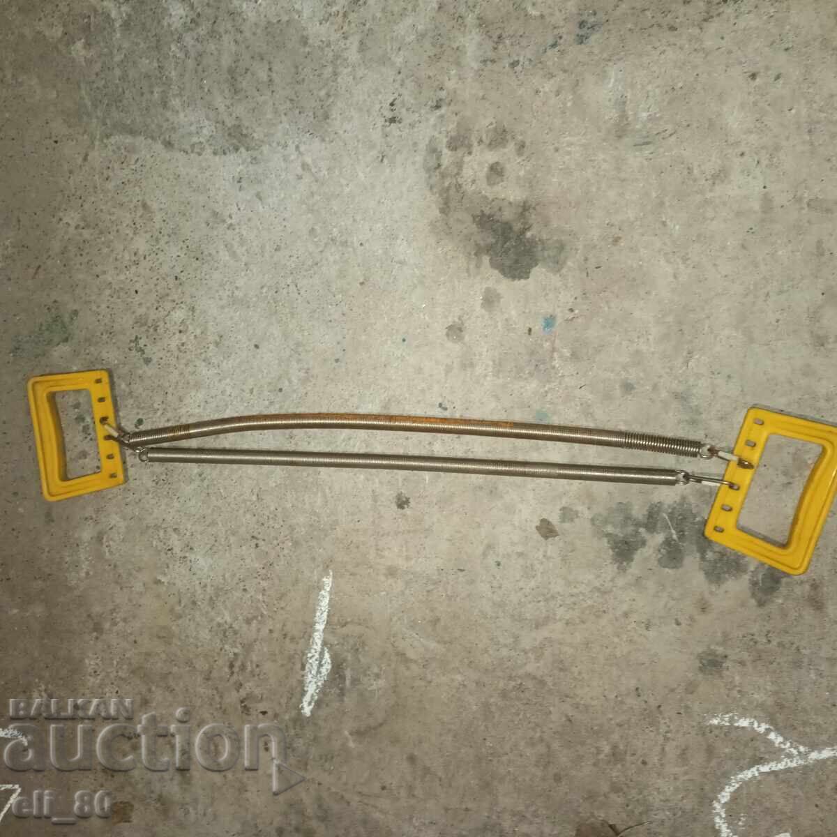 пружини за фитнес 2 броя с цена € 5.00 | 9.78 лв.