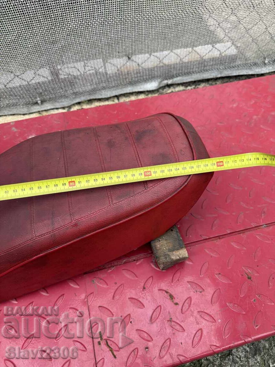 Δημοπρασία Δεξαμενή και σέλα μοτοσυκλέτας