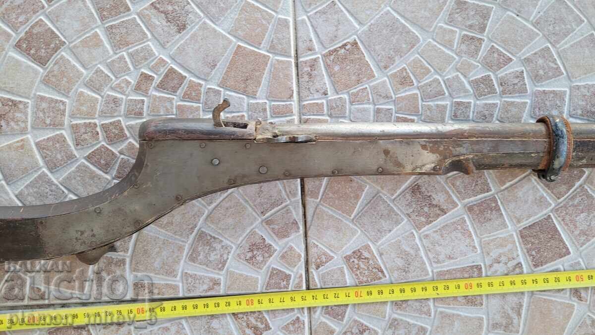 Auction  Musket, flintlock, shishane (a type of firearm), boiliya (a type of firearm), matchlock rifle
