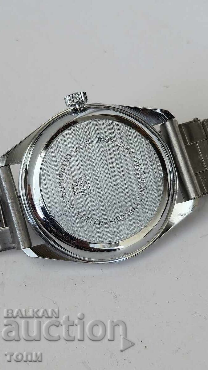 Delivery of RAYAM SWISS MADE RARE WORKS WITHOUT WARRANTY BZC !!!!