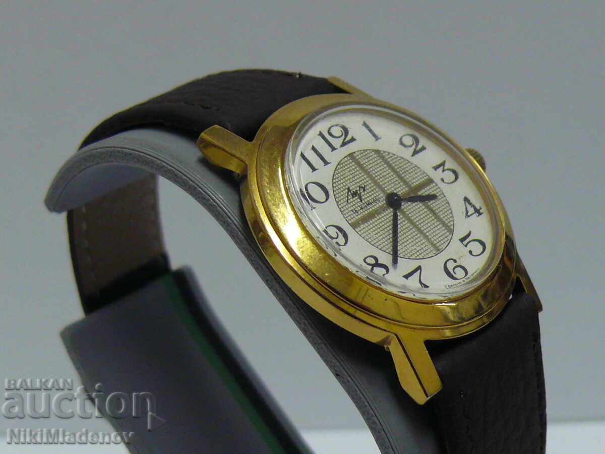 Аукцион ЛУЧ Механичен ръчен часовник, работещ Аукцион ЛУЧ Механичен ръчен часовник, работещ