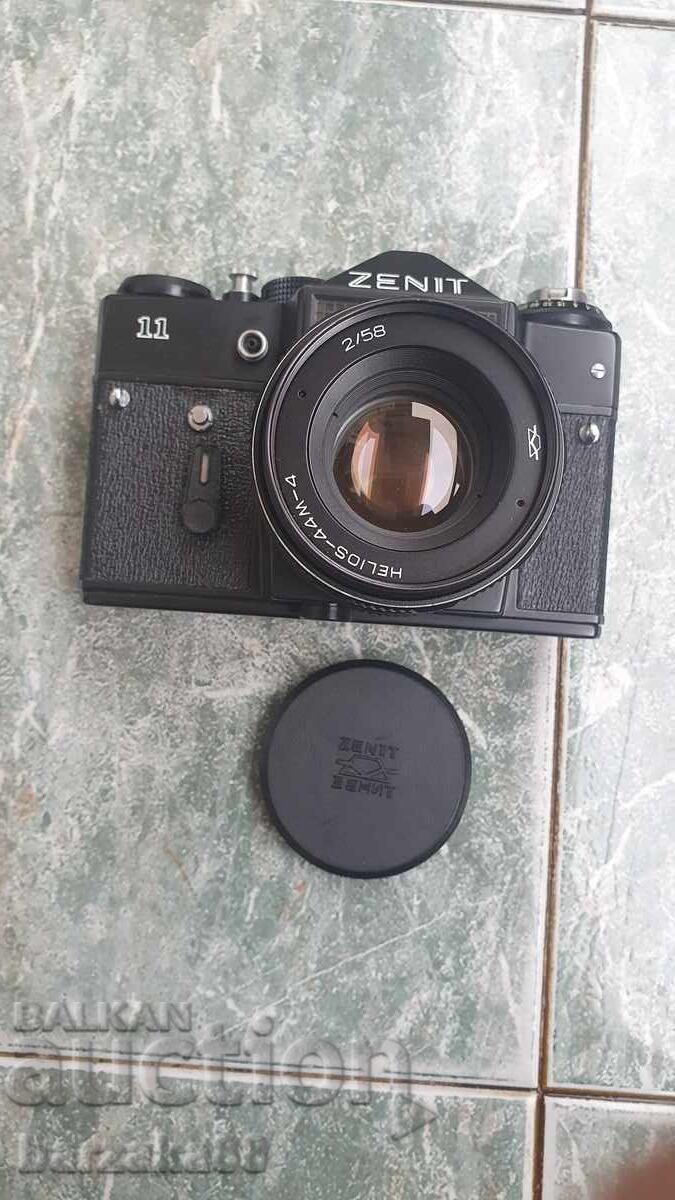 Zenit 11 με κουτί και θήκη + Φλας