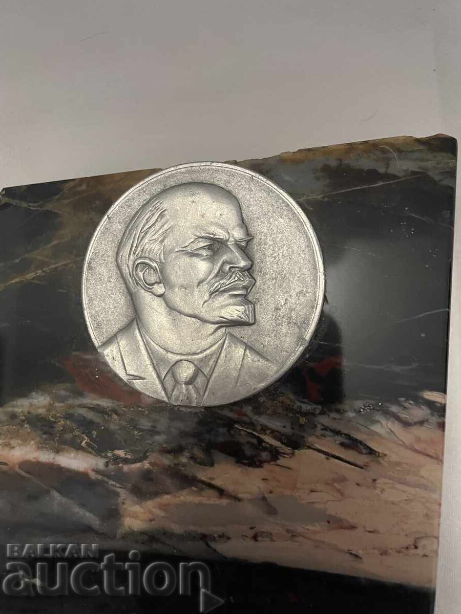 Presărtător de hârtie LENIN - granit 17/10,5 cm