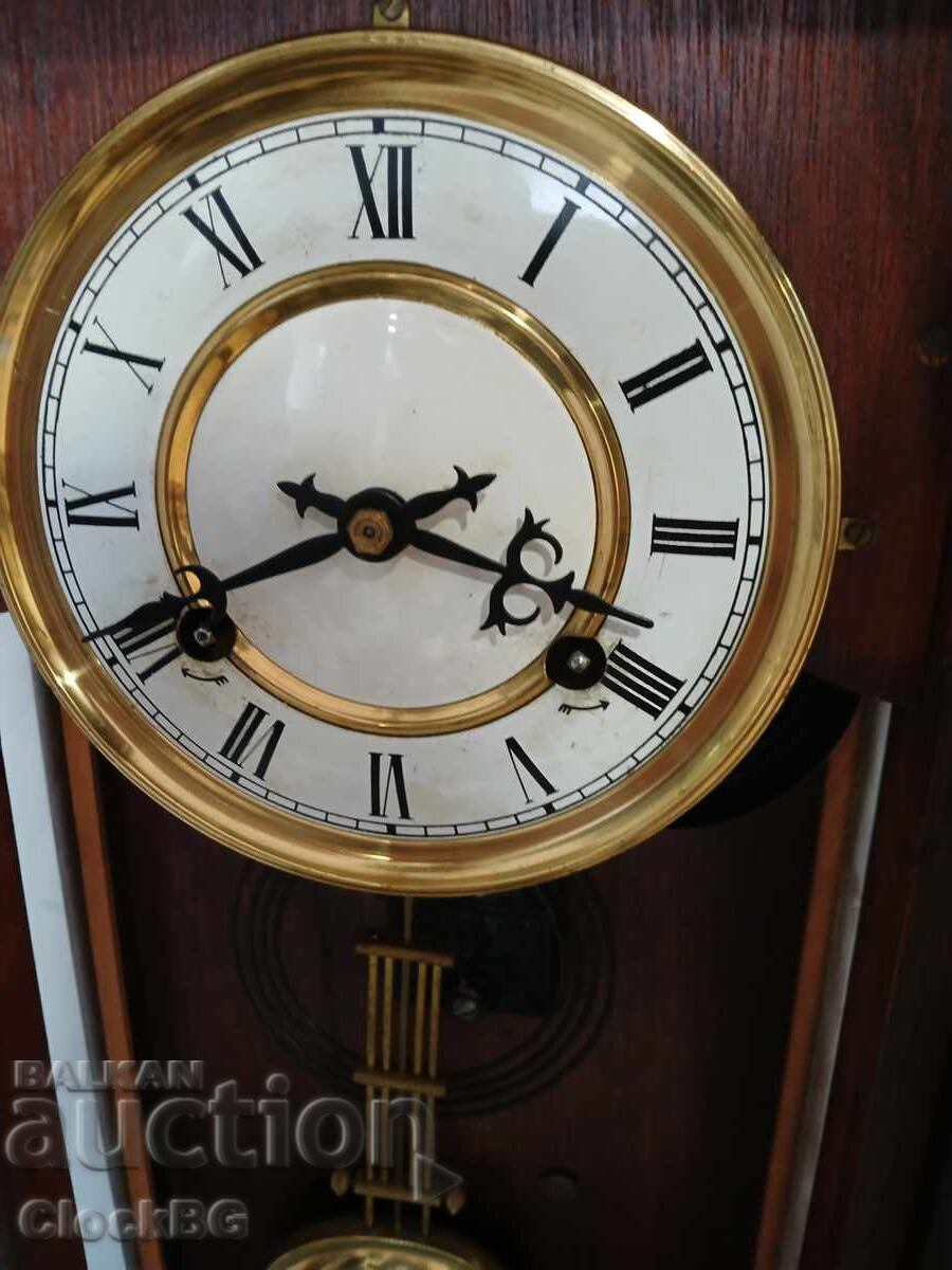 Dutch horse clock с цена € 49.00 | 95.84 лв. Dutch horse clock с цена € 49.00 | 95.84 лв.