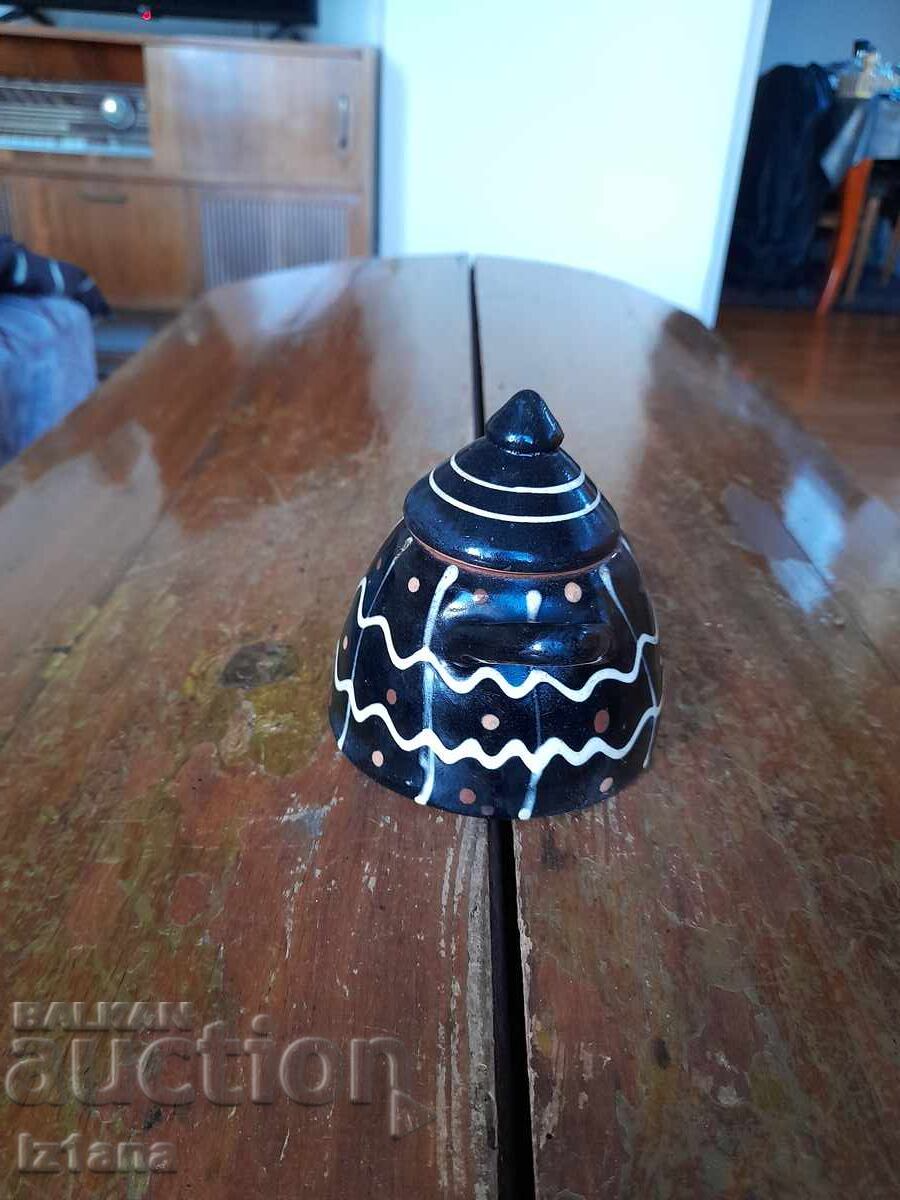 Old ceramic pot souvenir with price € 9.00 | 17.60 BGN