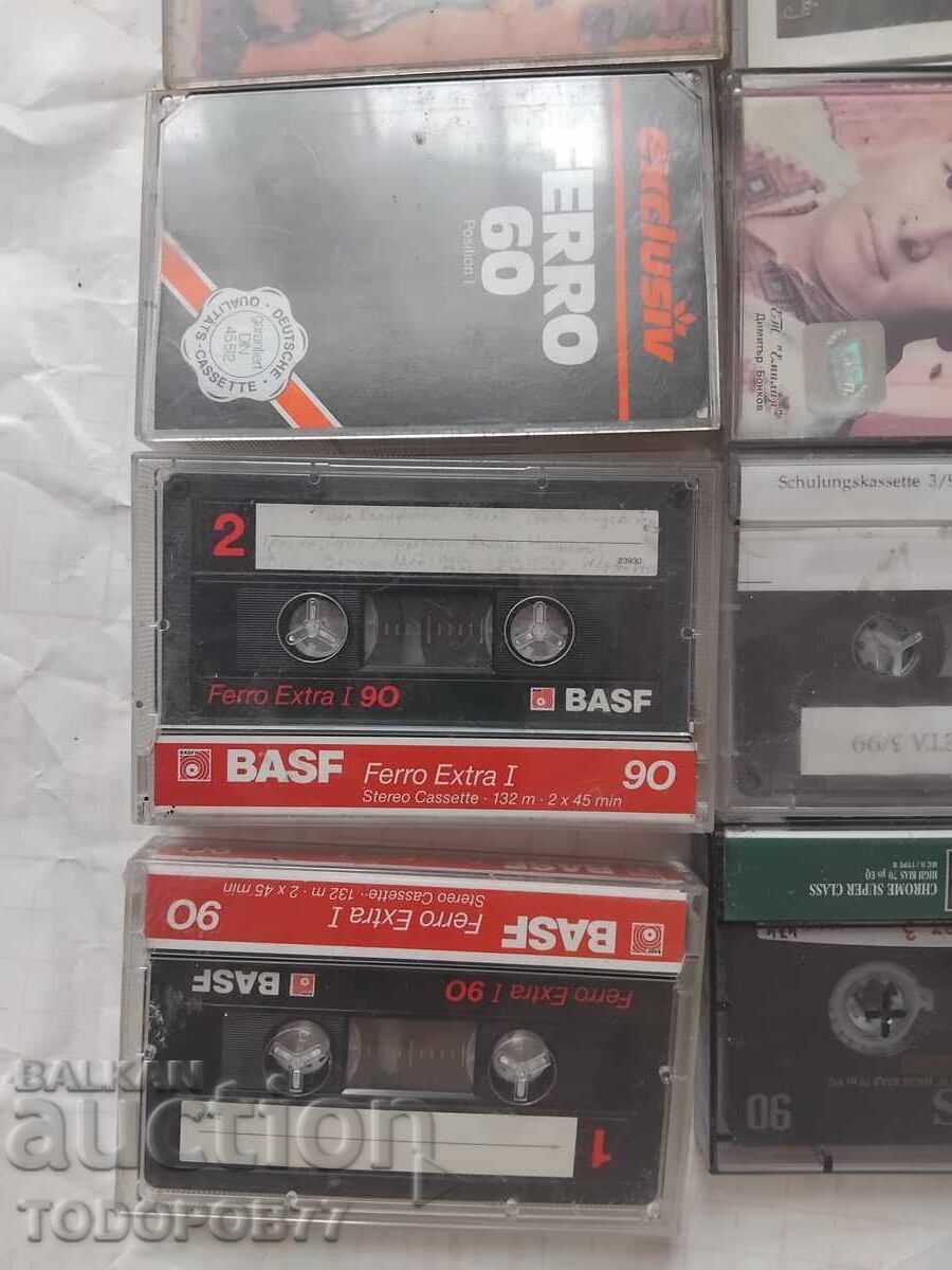 Casete audio vechi cu preț € 5.56 | 10.87 BGN