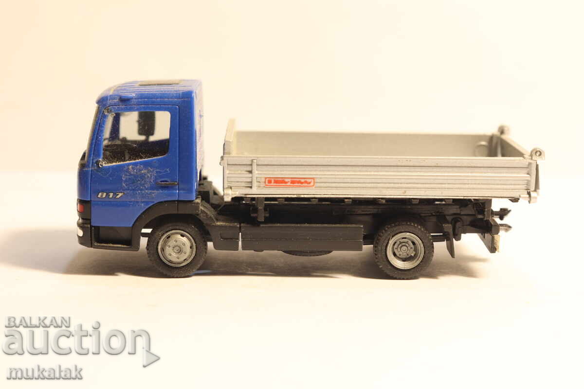 HERPA H0 1/87 MERCEDES ATEGO DUMP TRUCK MODEL TRUCK