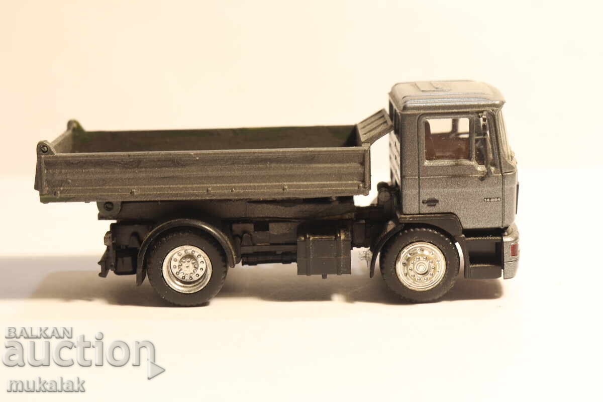 Delivery of HERPA H0 1/87 MAN MAN DUMP TRUCK MODEL TIR Delivery of HERPA H0 1/87 MAN MAN DUMP TRUCK MODEL TIR