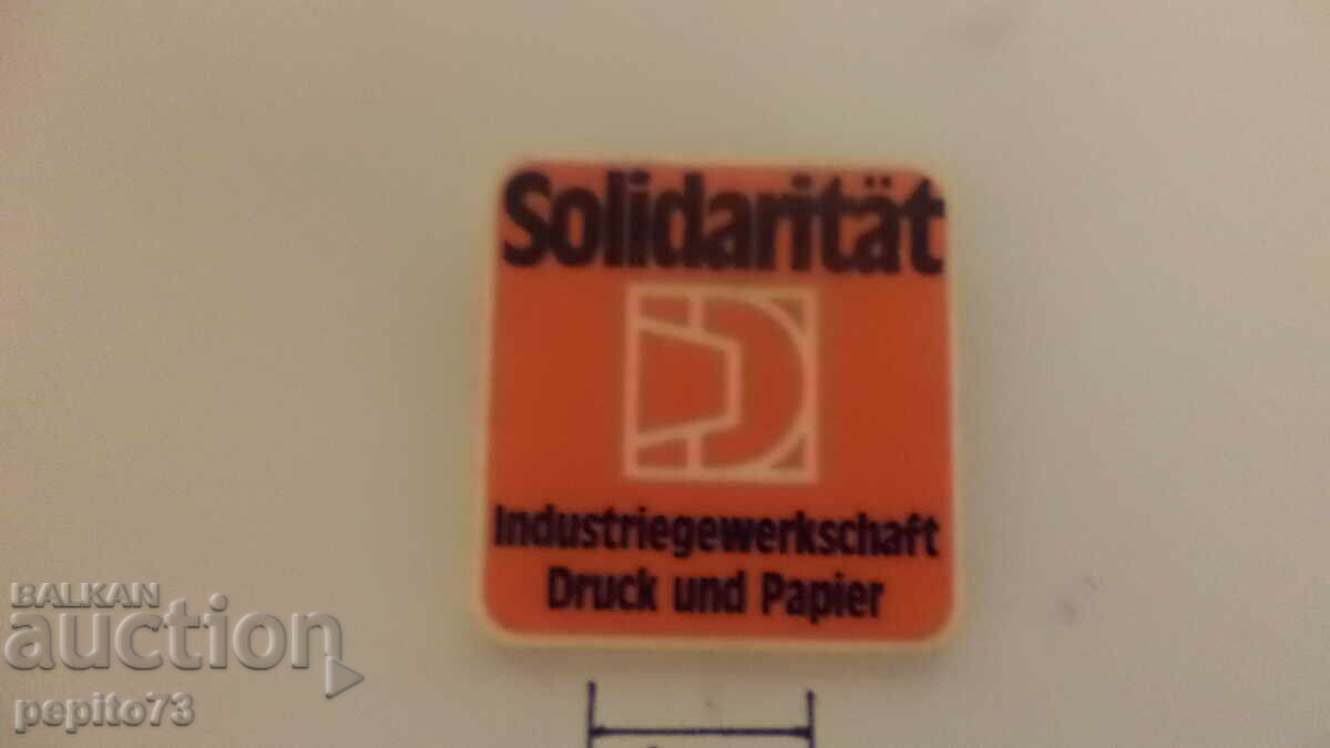 Ecuson Germania, solidaritate Ecuson Germania, solidaritate