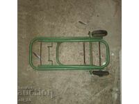 Cărucior de bagaje nou-nouț