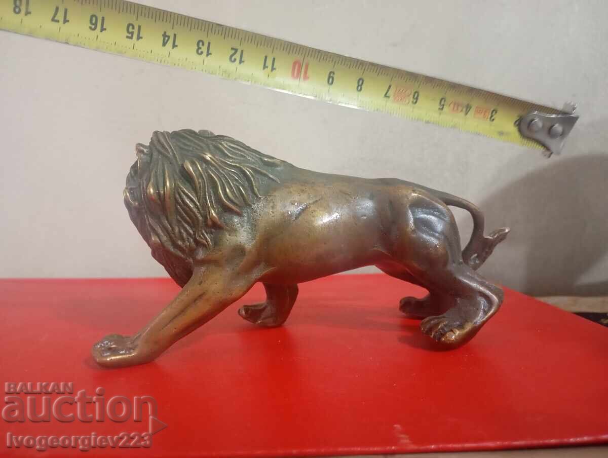 Licitație Statueta veche din bronz - leu