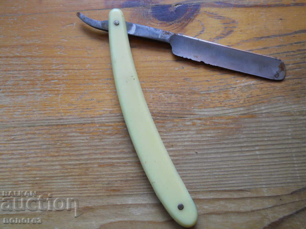 Auction  Vintage Razor "Stolichnaya" - USSR