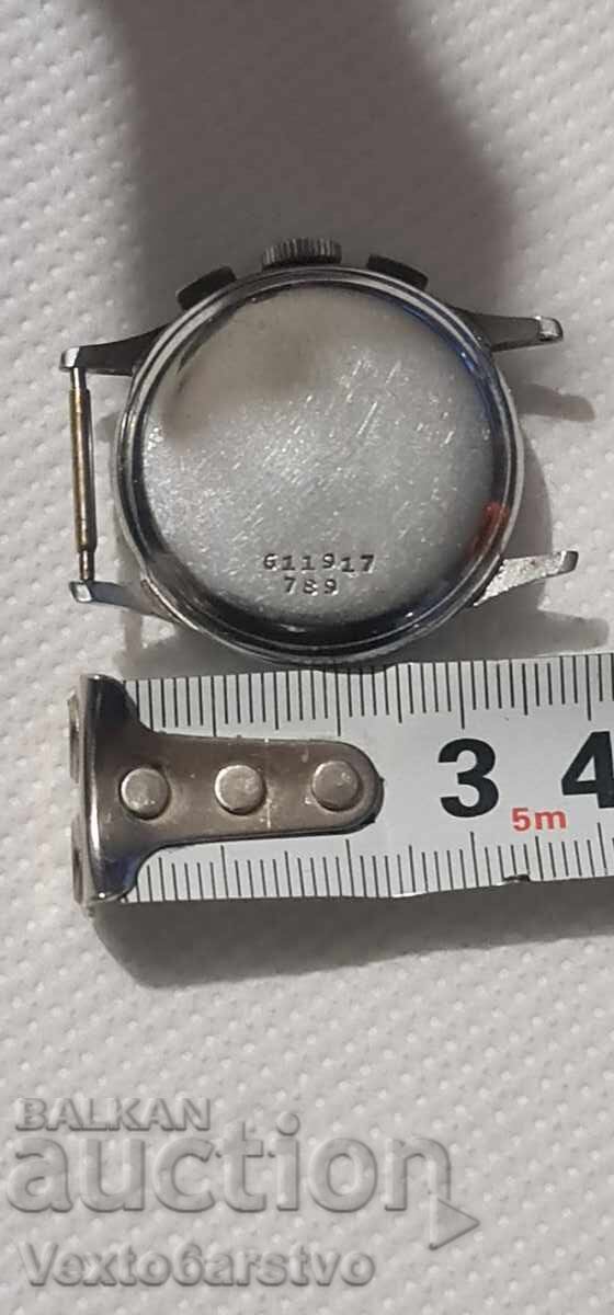 Ceas - ,,CRONOGRAF - ,,HELVETIA" - dim. 33 x 40 mm - RRRRRRRR cu preț € 350.00 | 684.54 BGN Ceas - ,,CRONOGRAF - ,,HELVETIA" - dim. 33 x 40 mm - RRRRRRRR cu preț € 350.00 | 684.54 BGN