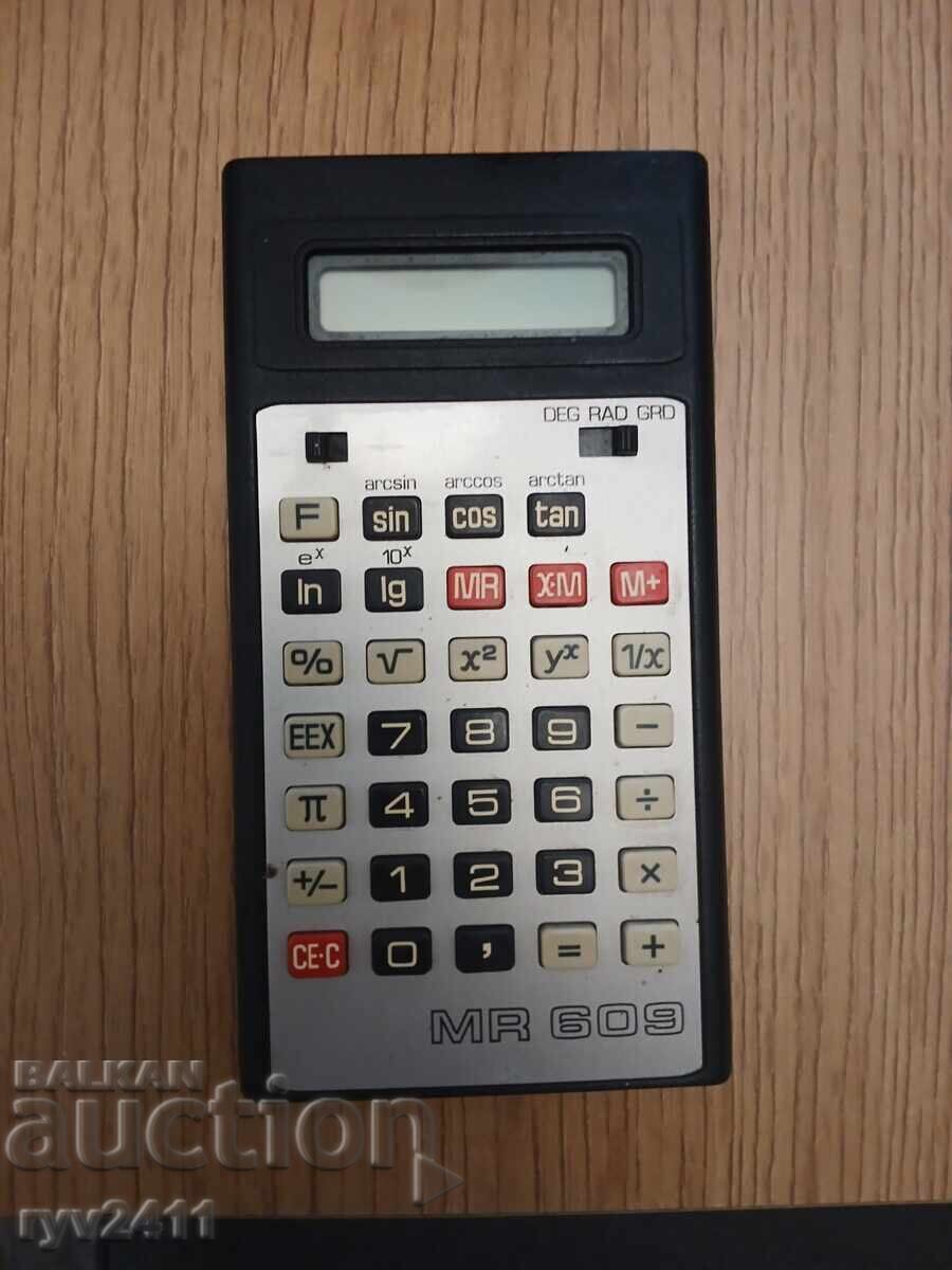CALCULATOR ȘTIINȚIFIC RETRO