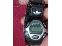 Ρολόι χρειάζεται μπαταρία