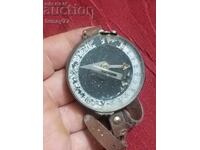 Ρολόι πυξίδα