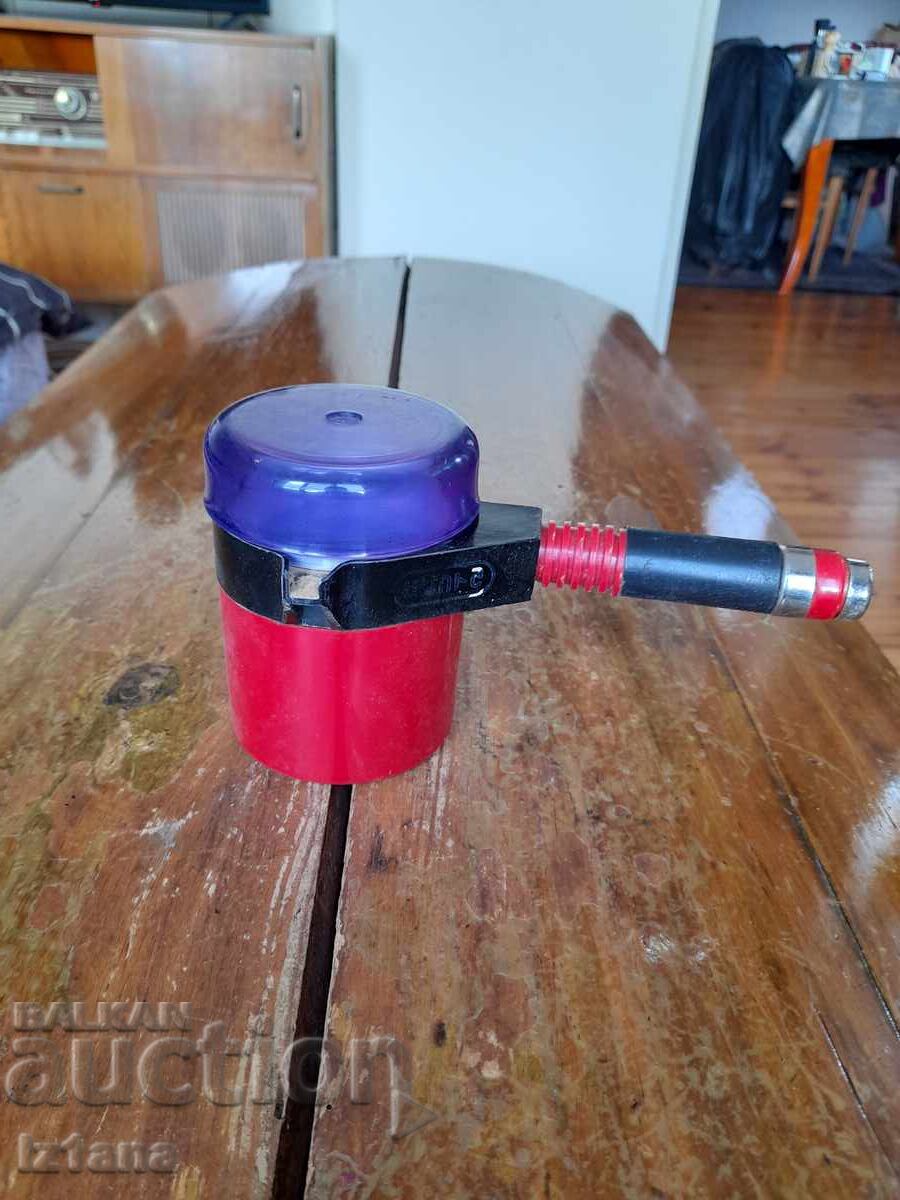 Filtrul de cafea veche pentru o mașină cu preț € 19.00 | 37.16 BGN