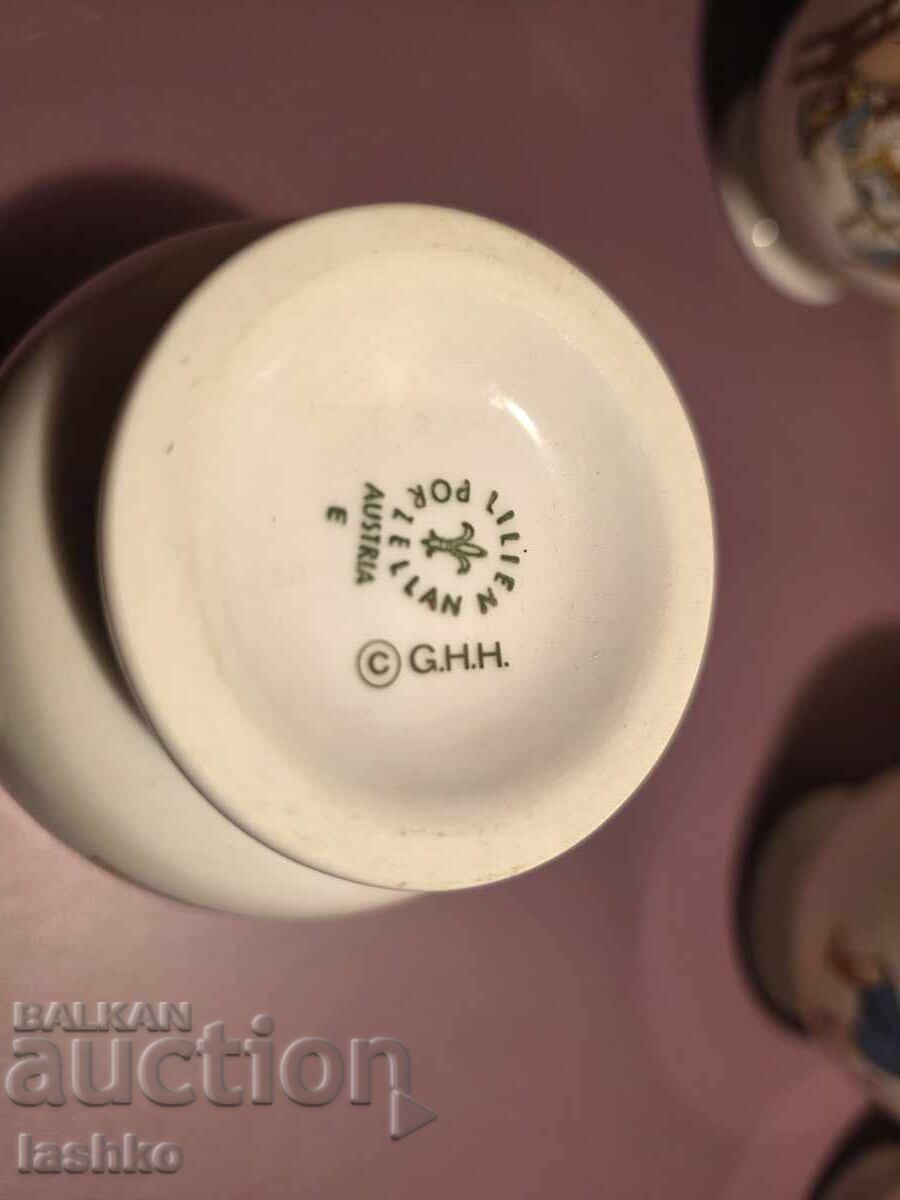 Livrarea Cești de cafea din porțelan