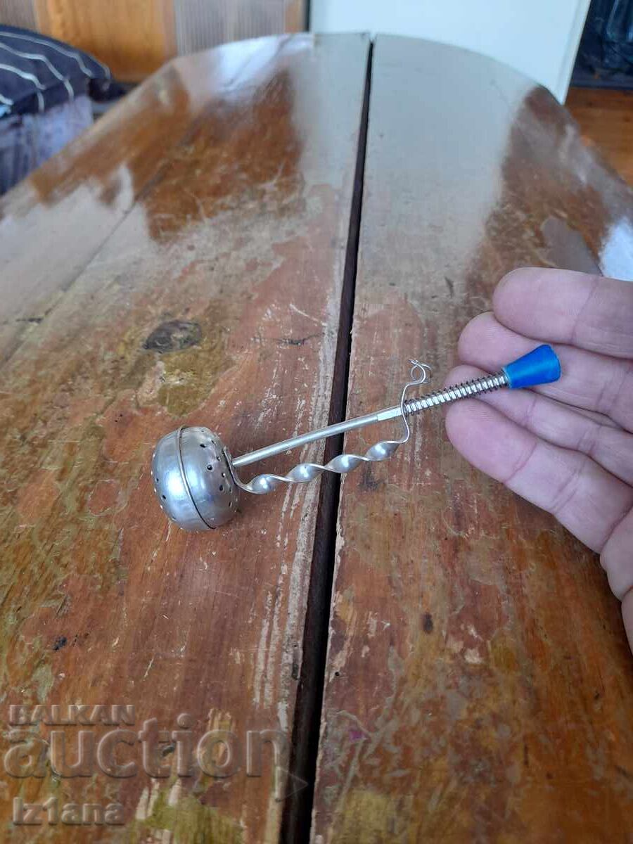 Veche ceainică cu preț € 12.00 | 23.47 BGN