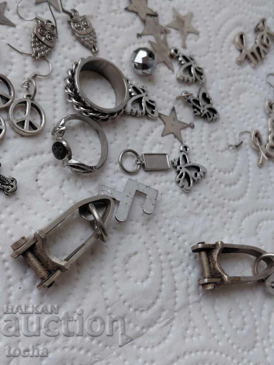 Auction  Old jewelry, various