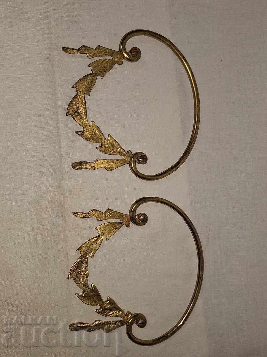 Licitație Aplicații ornamentale vechi din bronz, două bucăți