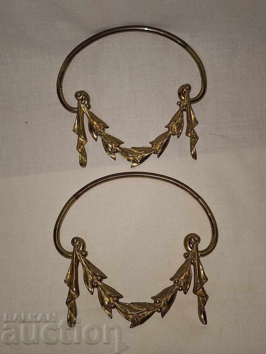 Aplicații ornamentale vechi din bronz, două bucăți