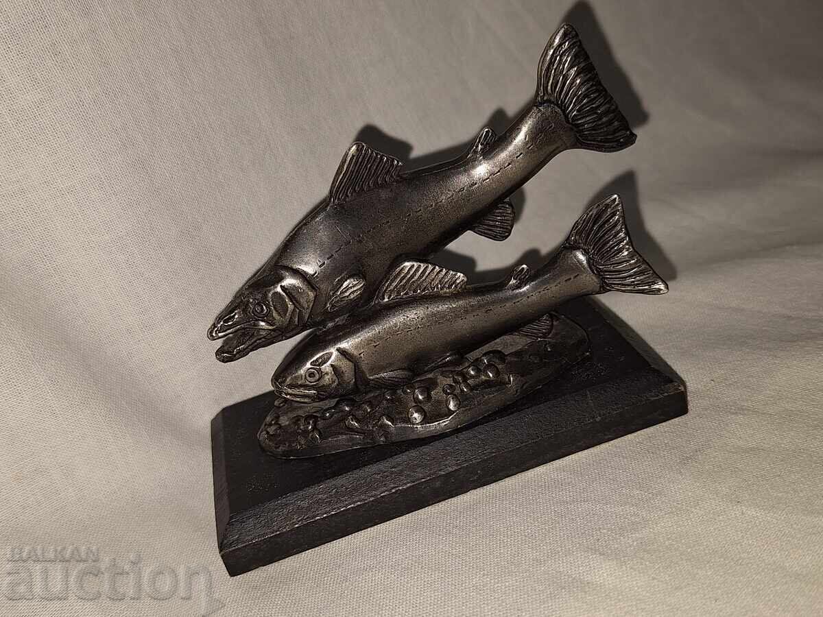 Licitație Plastică argintată -- WWF -- pereche de pești