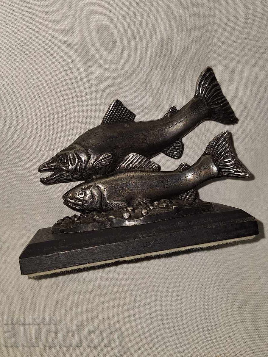 Plastică argintată -- WWF -- pereche de pești