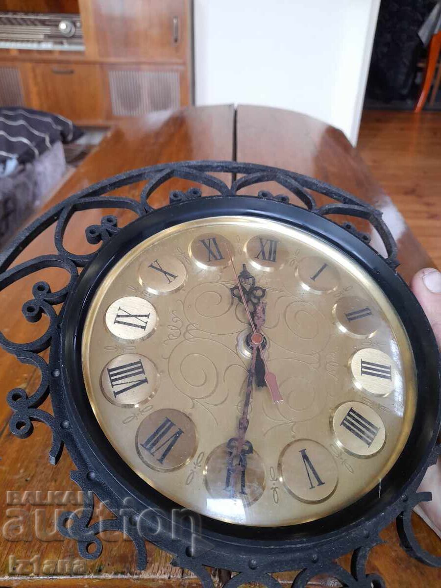 Аукцион Стенен часовник Янтар,Jantar