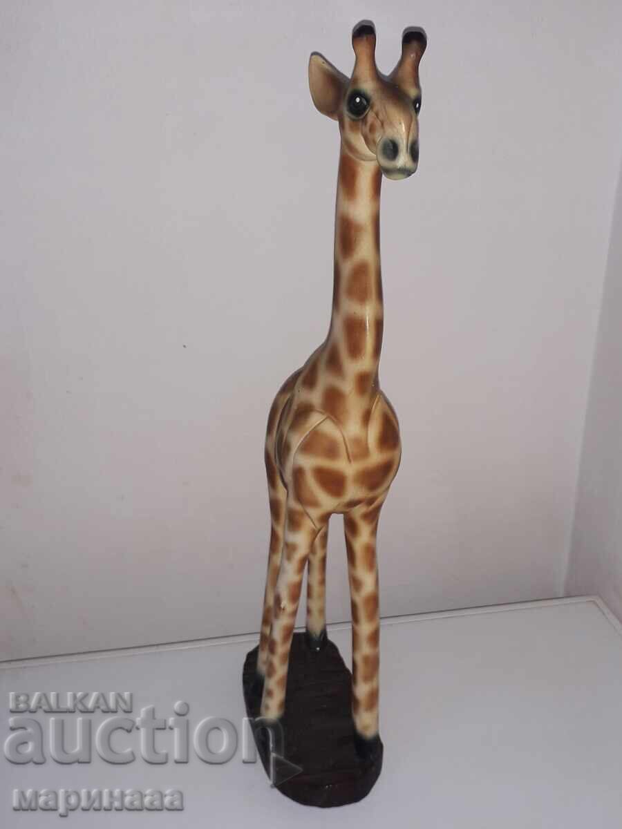 Livrarea FIGURĂ MARE. LEMN