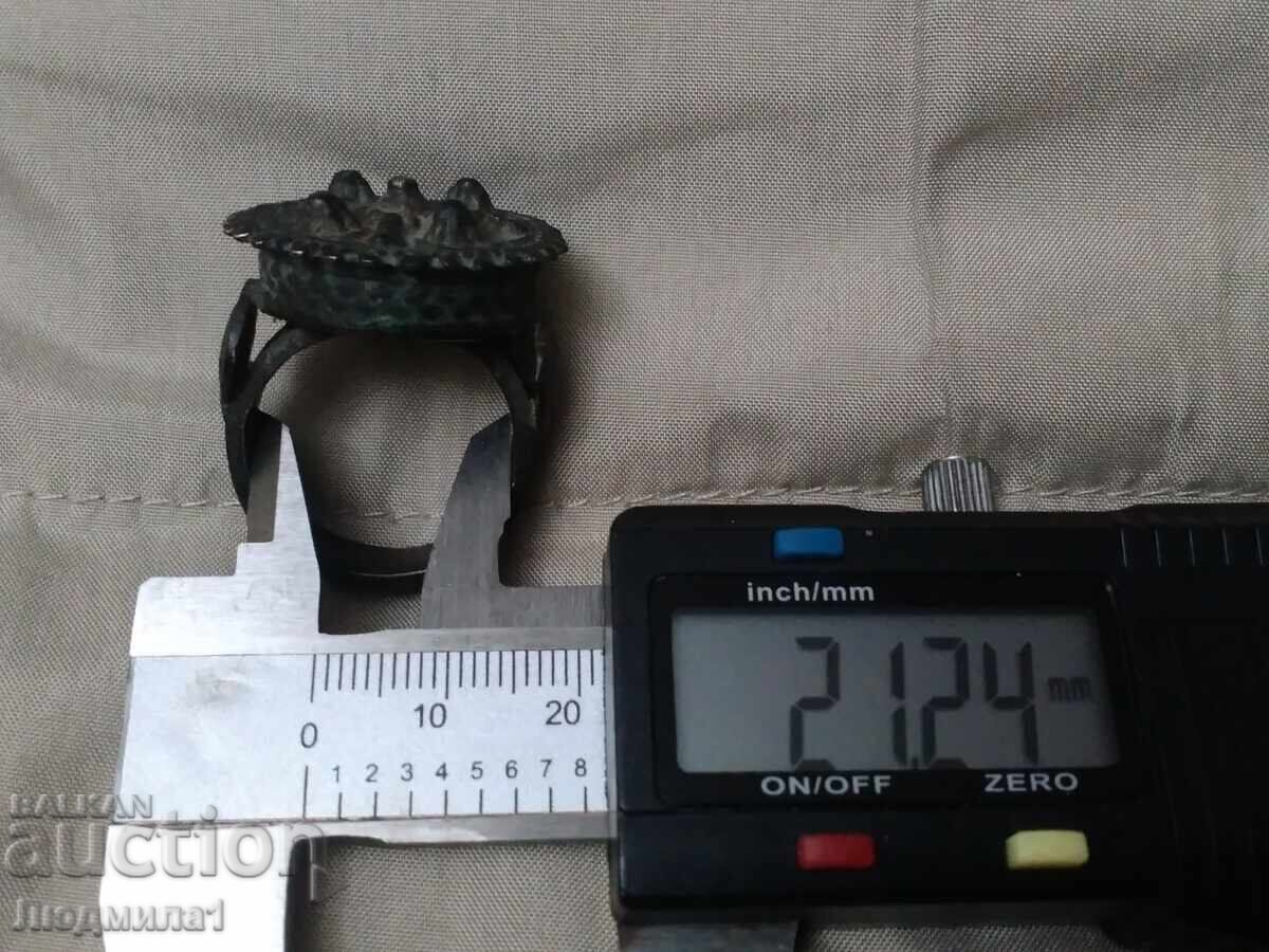 INEL DE RENAȘTERE cu preț € 50.00 | 97.79 BGN