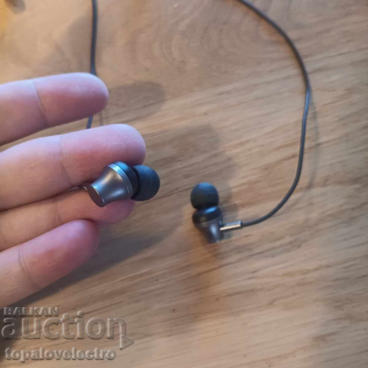 NOI! Căști in-ear fără fir cu bandă pentru gât – reducere zgomot - 7
