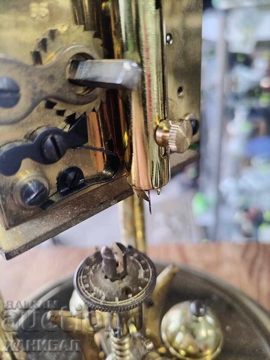 Livrarea CEAS DE MASĂ MECANIC