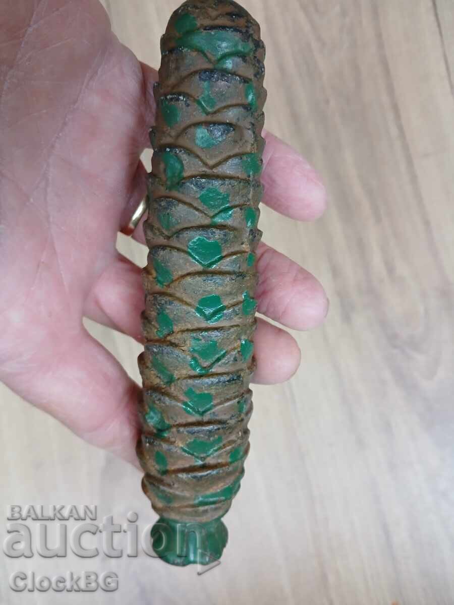 1 antique cuckoo clock weight with price € 24.99 | 48.88 BGN