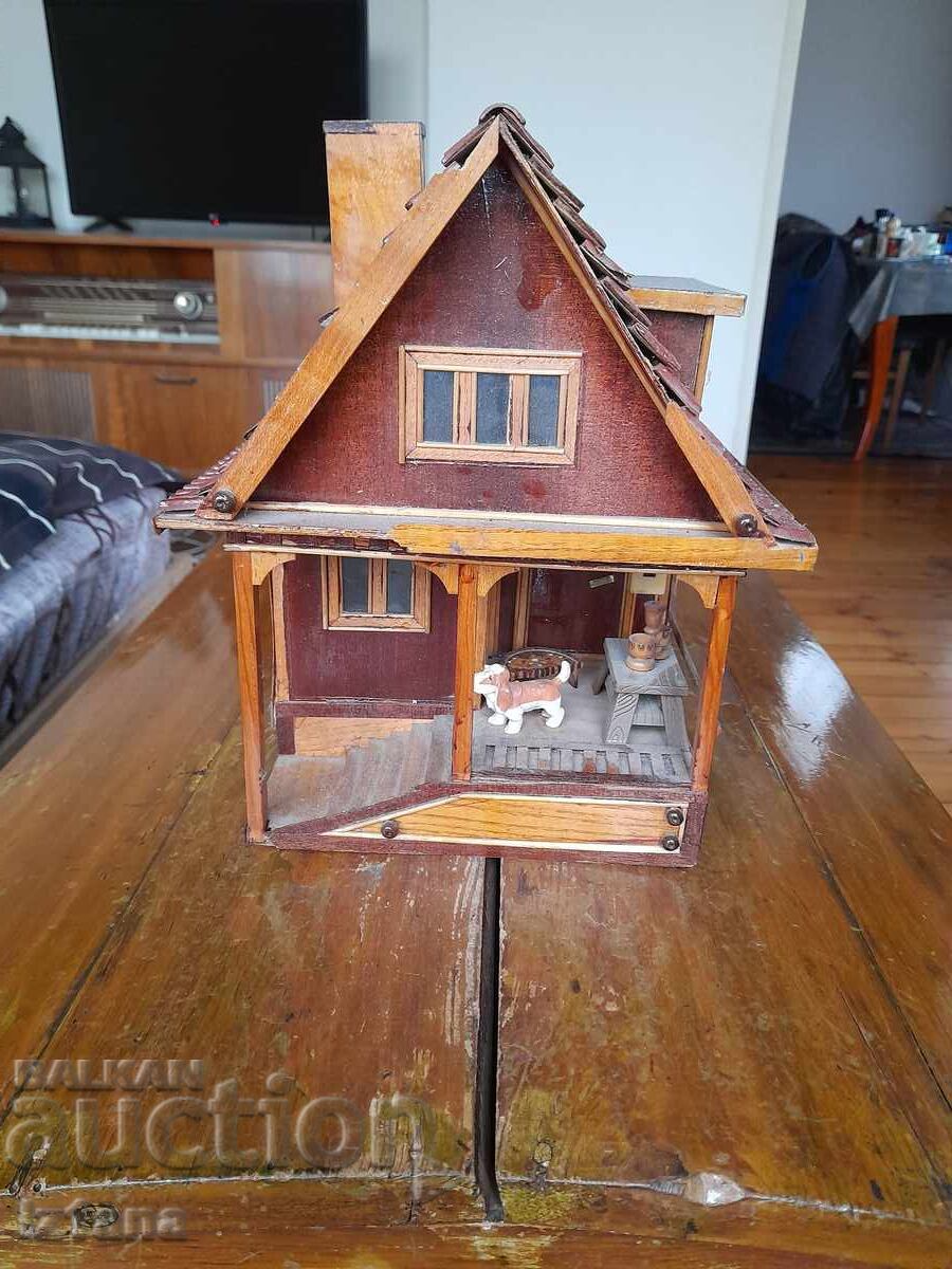 Căsuță veche din lemn, decorațiune Căsuță veche din lemn, decorațiune