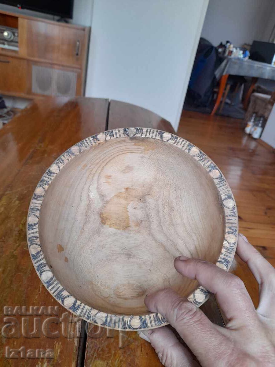 Livrarea tigaie veche de lemn, bol