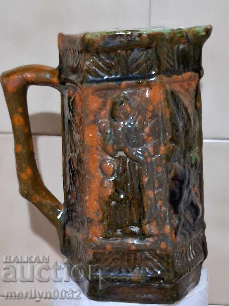 Urcior troian în relief, ceramică, basorelief, sfârșitul secolului al XIX-lea