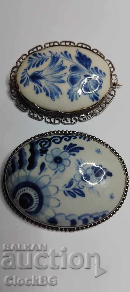 Αντίκες ολλανδικές καρφίτσες με ζωγραφιστά στο χέρι μοτίβα σε πορσελάνη