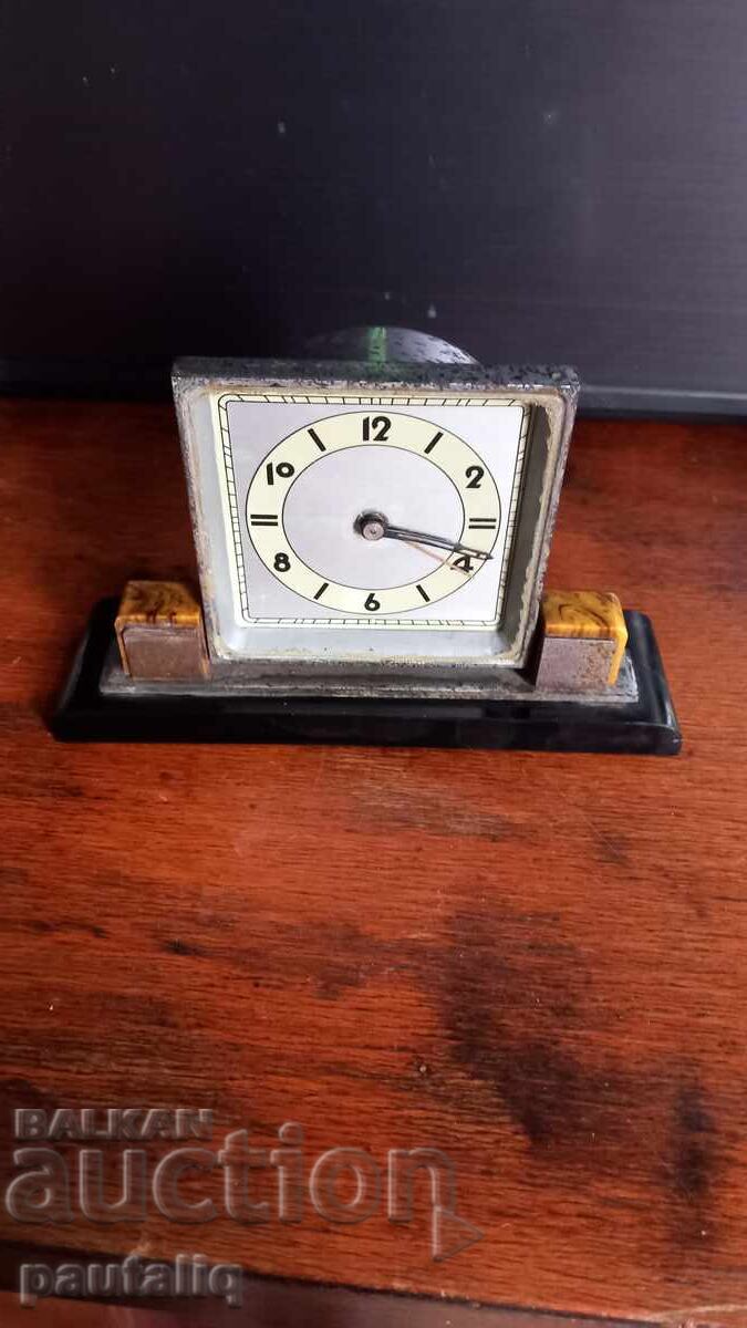 CEAS DE DEȘTEPTARE RAR cu preț € 5.00 | 9.78 BGN