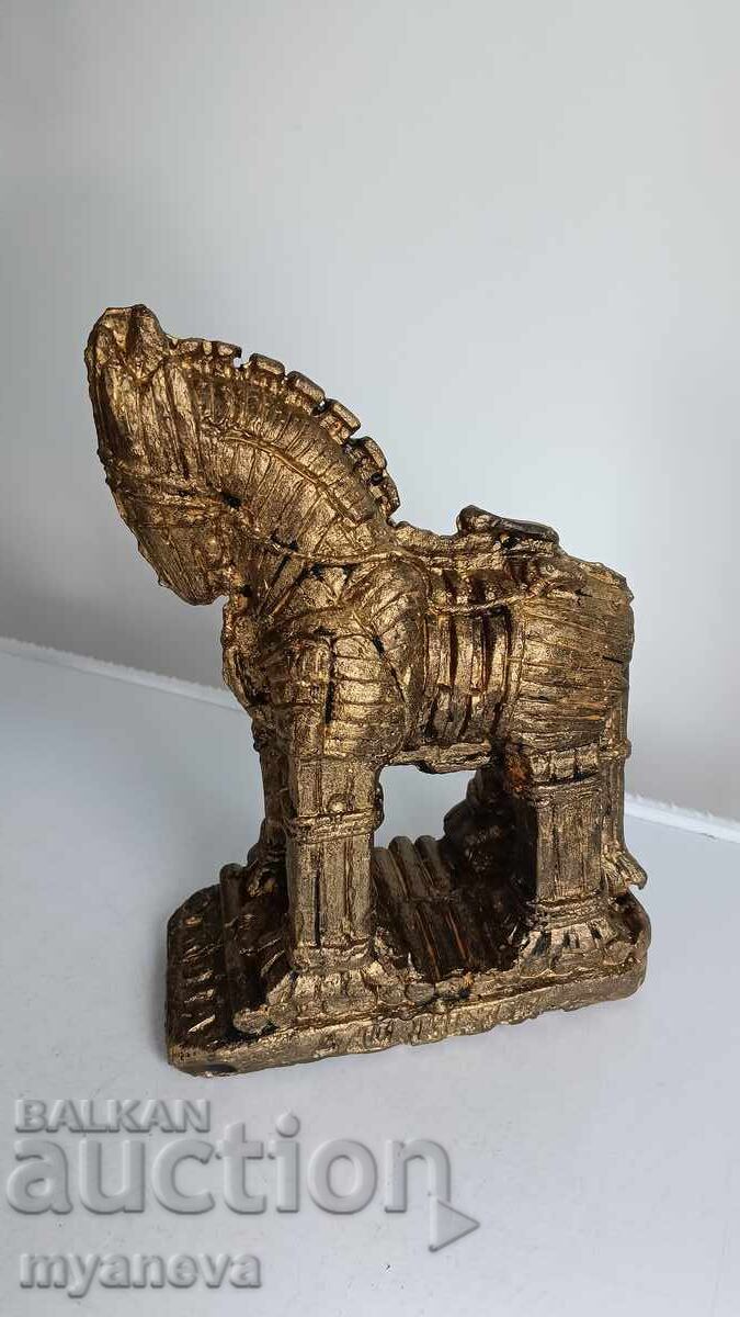 Cal troian cu preț € 20.00 | 39.12 BGN