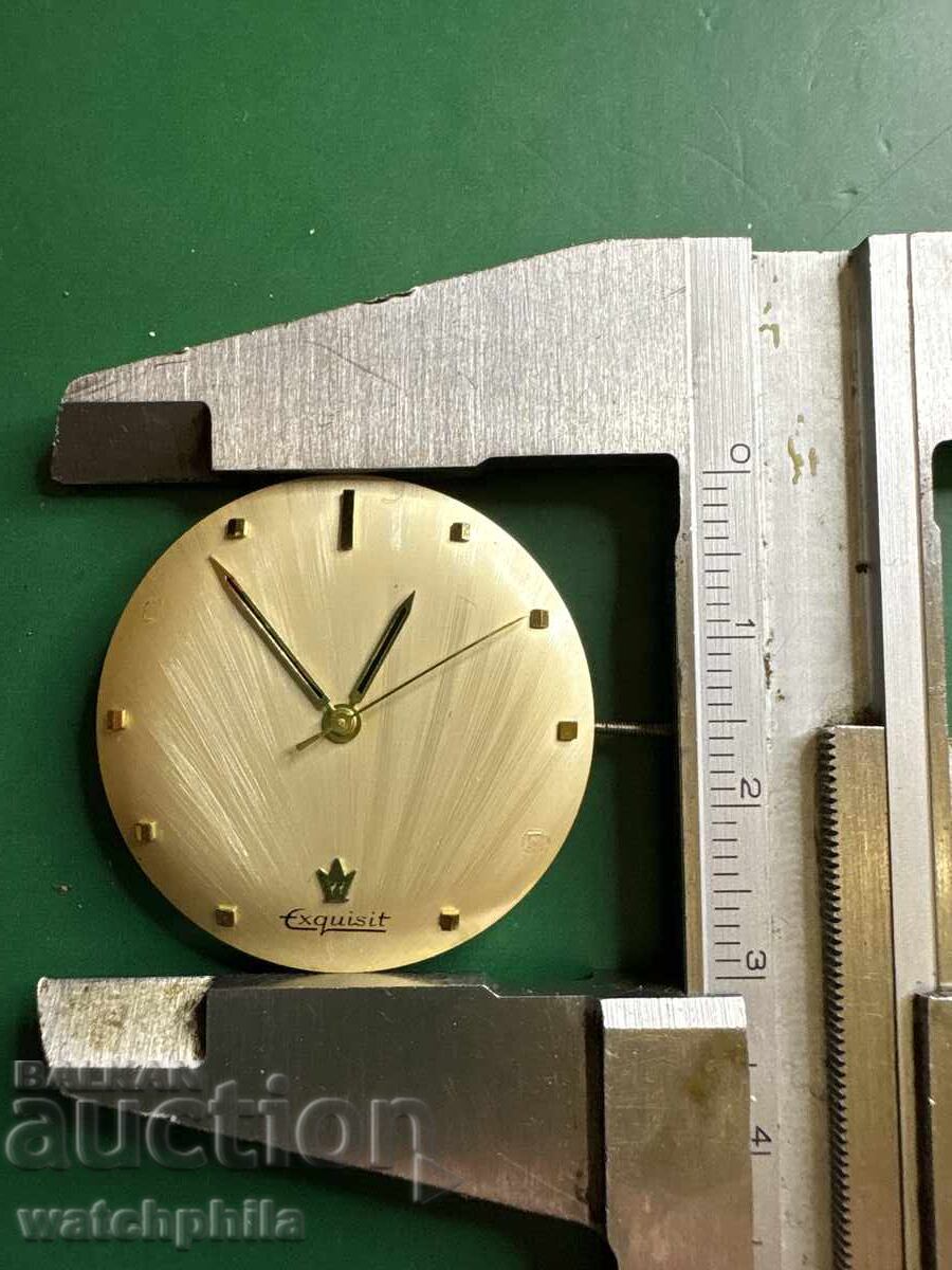 Аукцион Excuisit механизъм от мъжки часовник. Работи