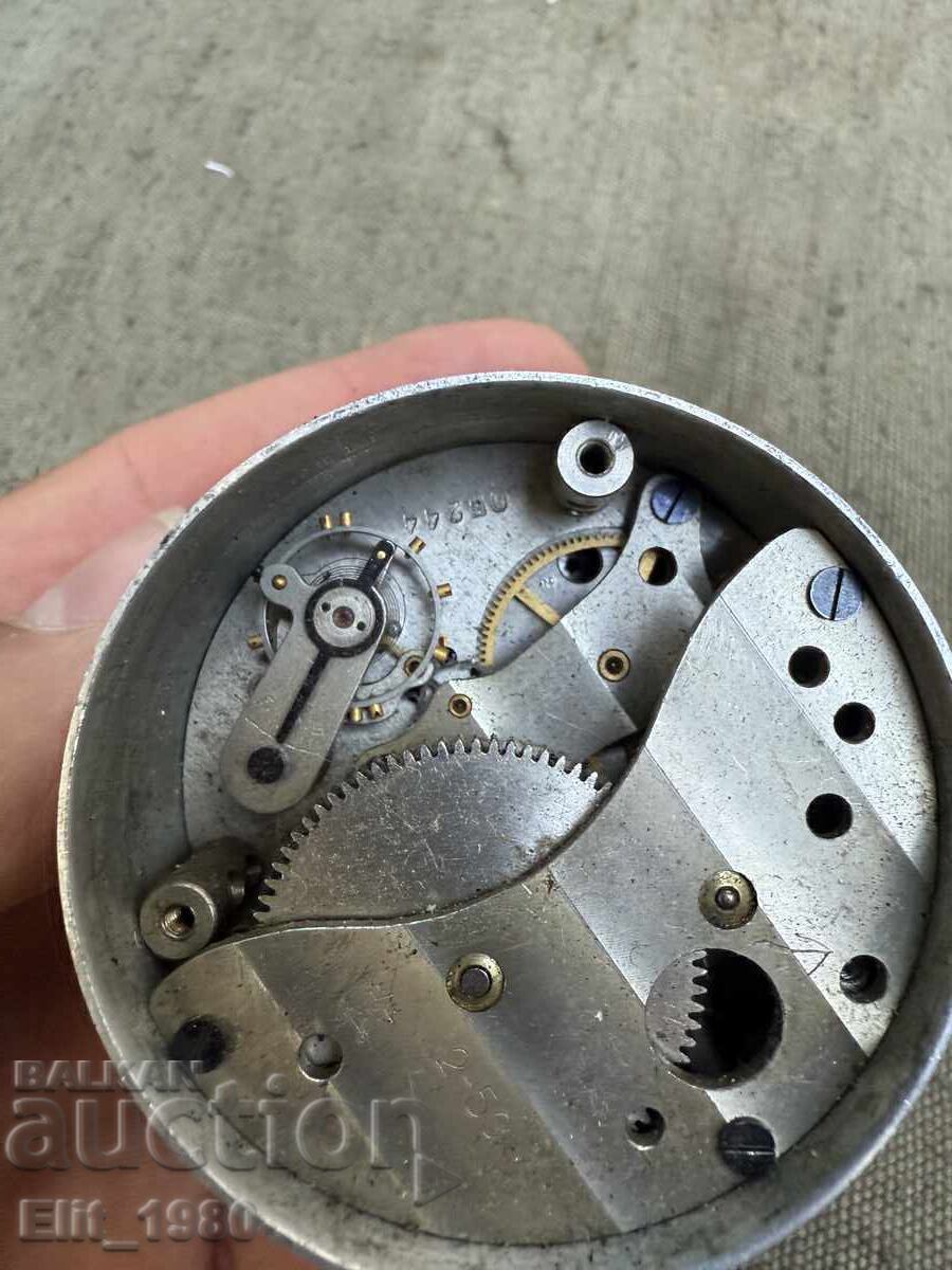 Delivery of Russian watch from TANK T54/55